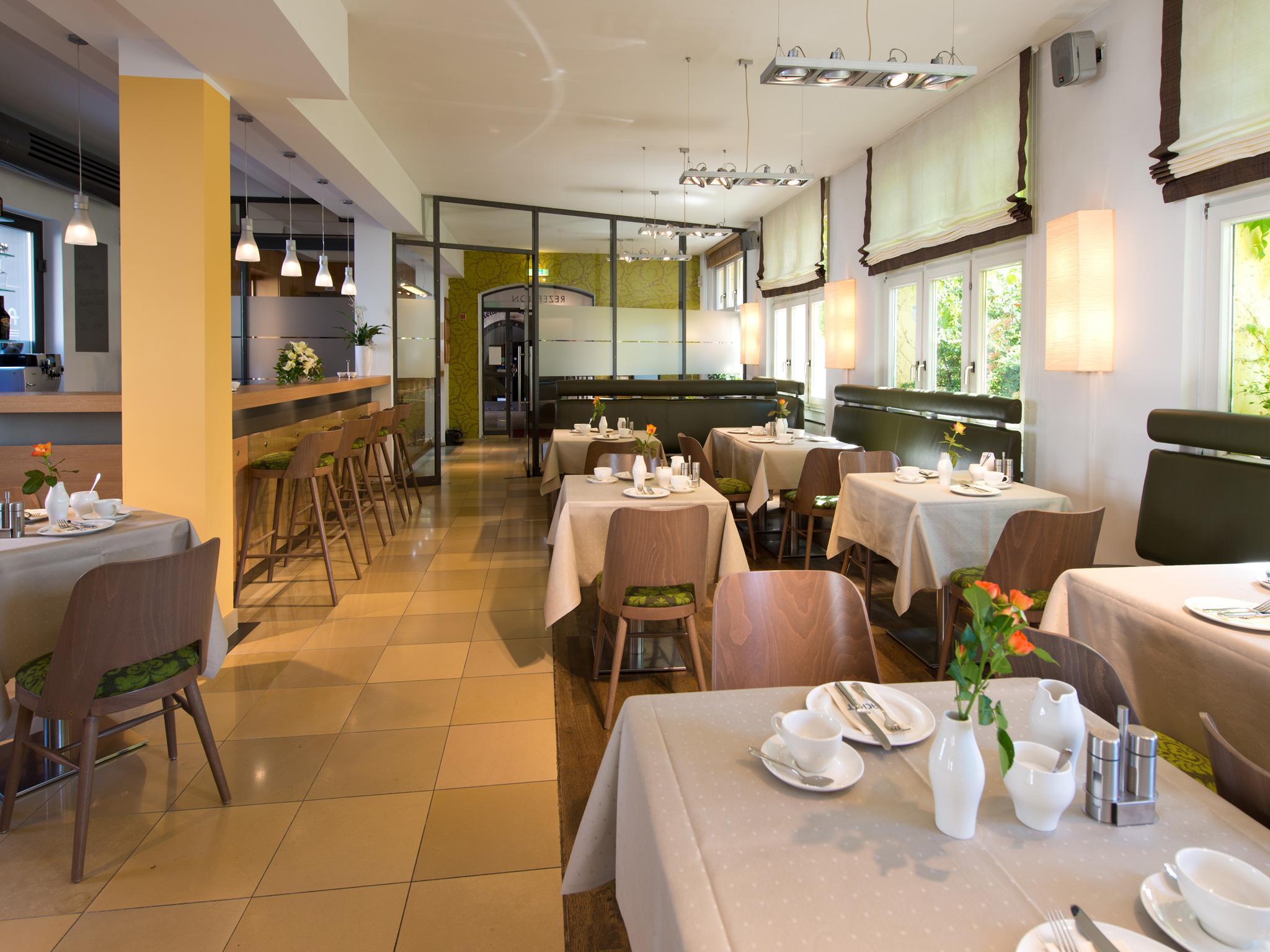 Herzogshof - Boutique-Hotel Am Dom Regensburg Exterior photo