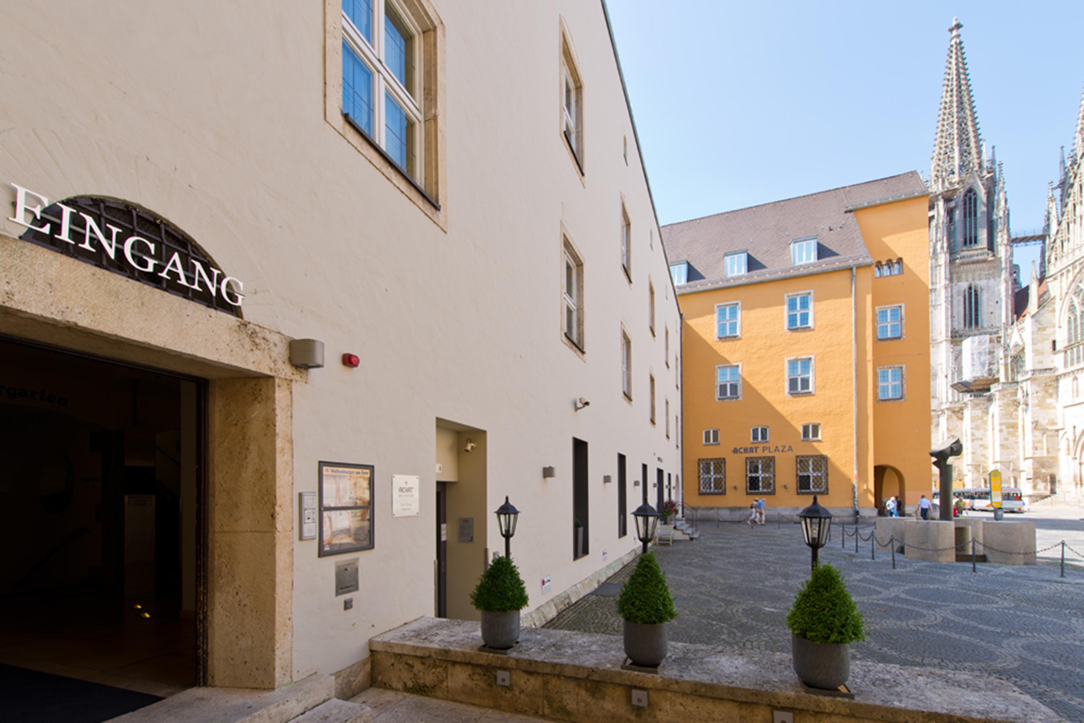 Herzogshof - Boutique-Hotel Am Dom Regensburg Exterior photo