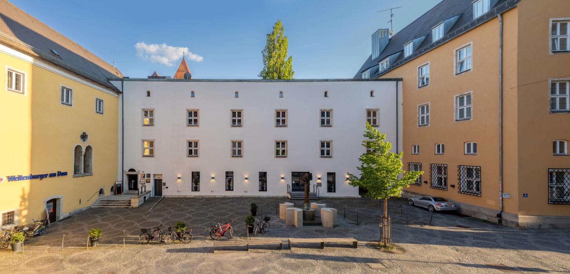 Herzogshof - Boutique-Hotel Am Dom Regensburg Exterior photo